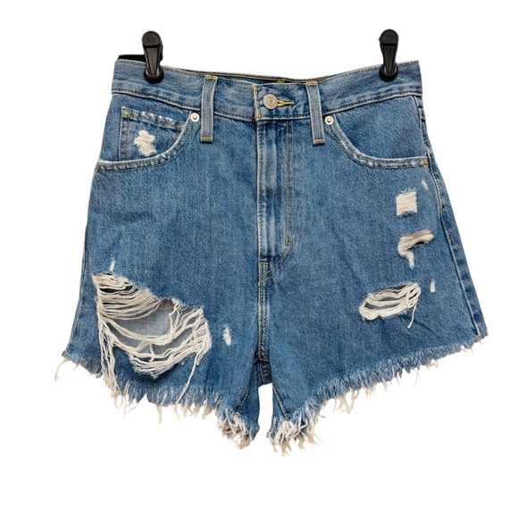 Levi’s High Waisted Mom Shorts - Picture 1 of 11